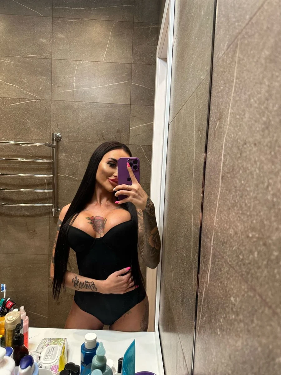 Katya escort in Rome