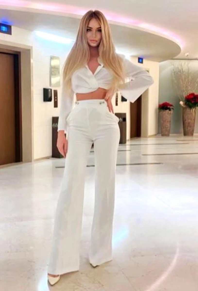 Kinga escort in Milan
