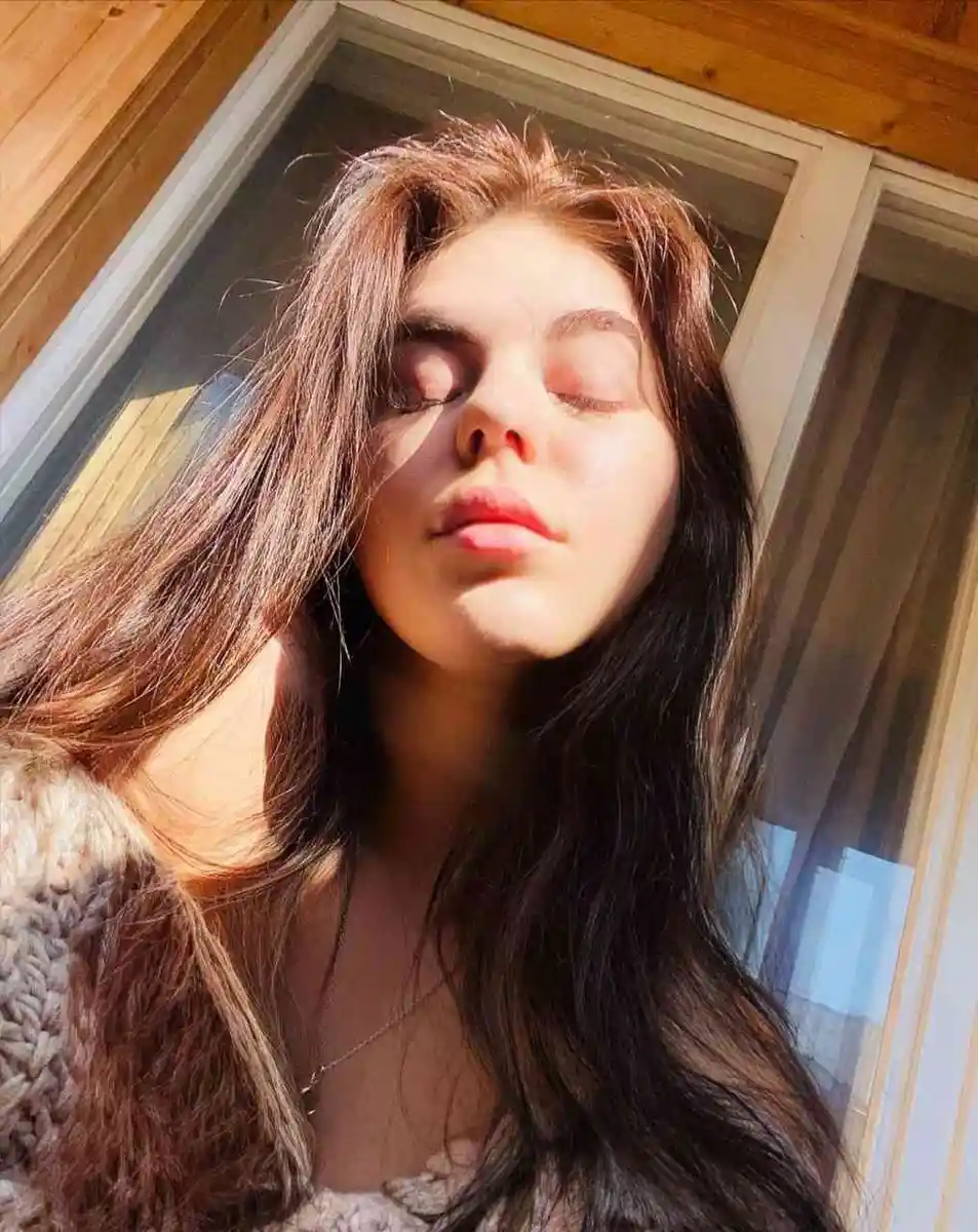 Kira escort in Rome