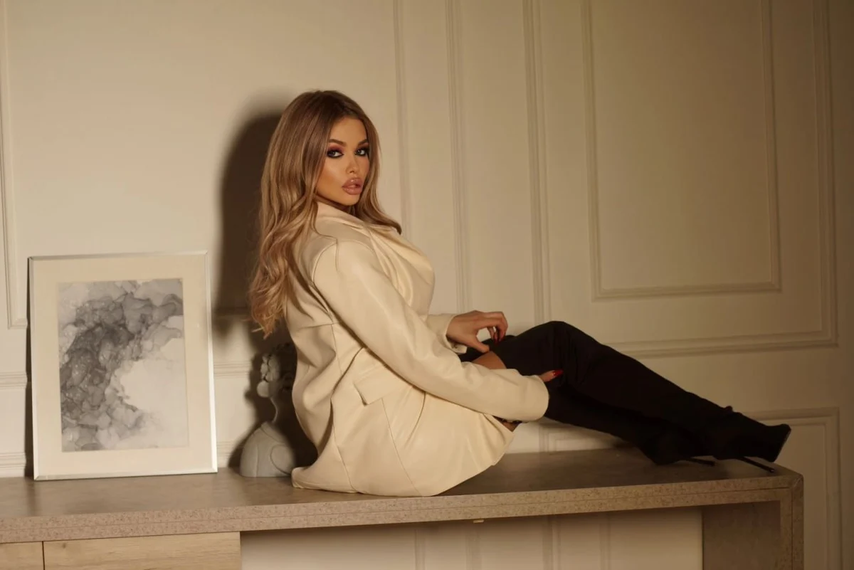 Kornelia escort in Rome