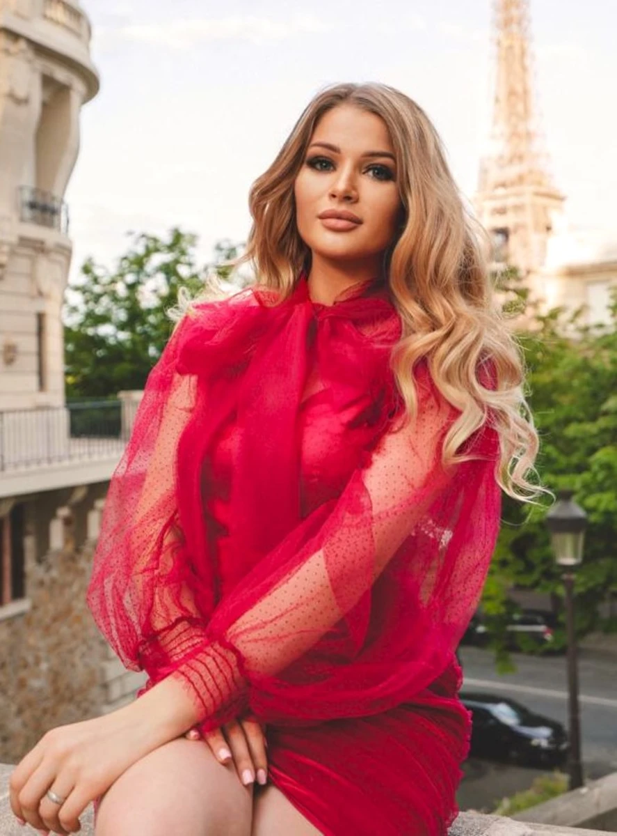 Kristi escort in Rome
