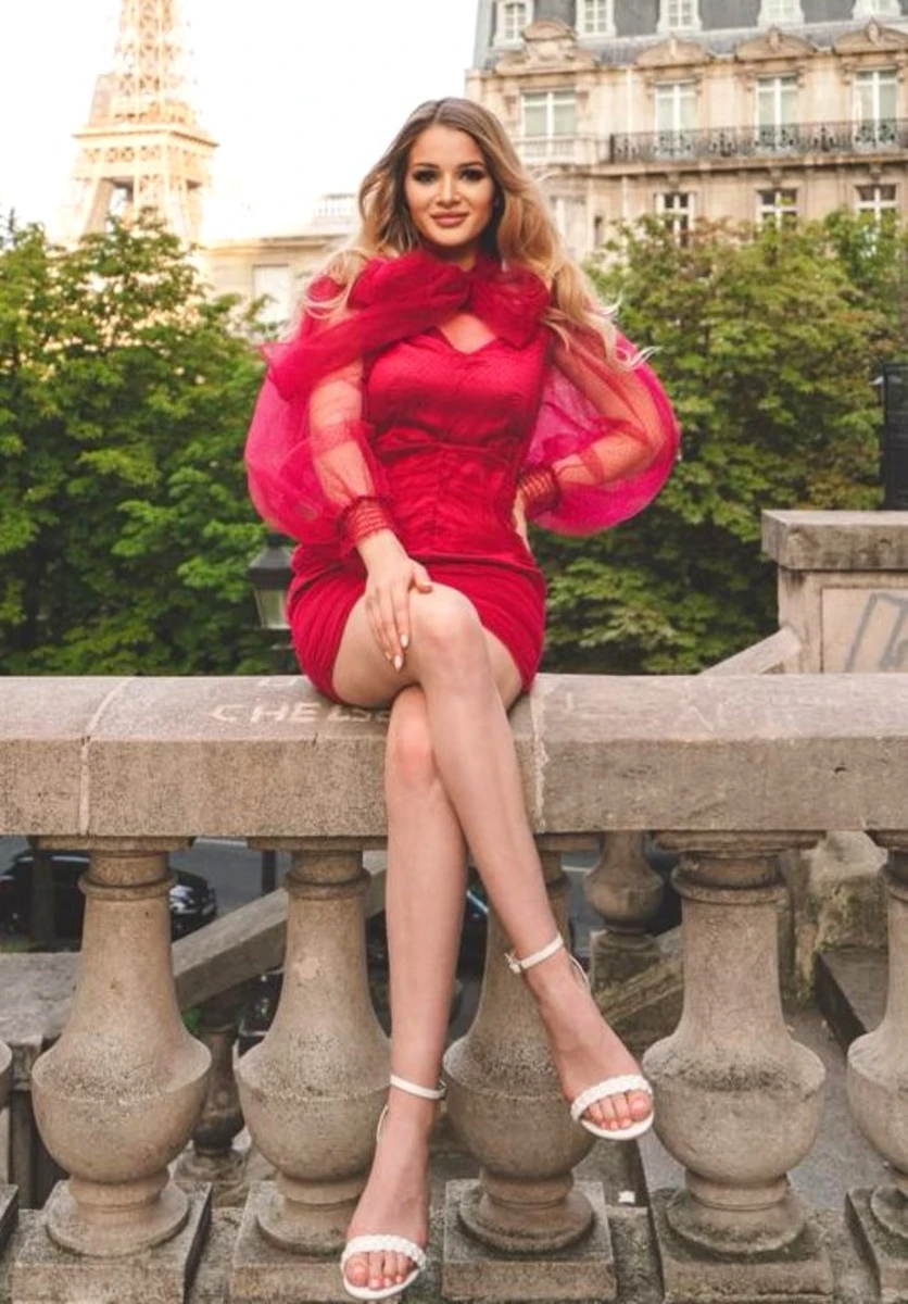 Kristi escort in Rome