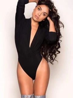 Lana escort in Rome
