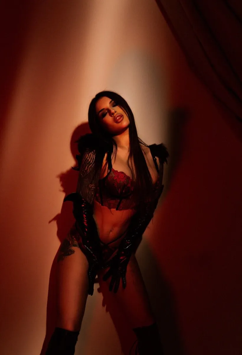 Lera escort in Rome