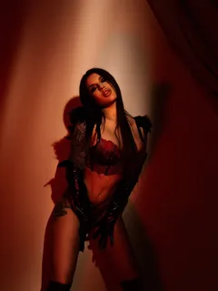 Lera escort in Rome