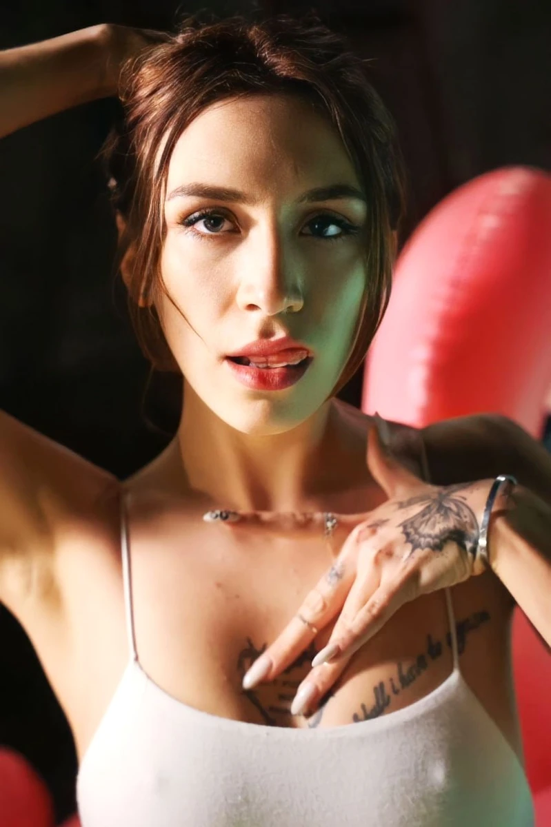 Lexi escort in Milan