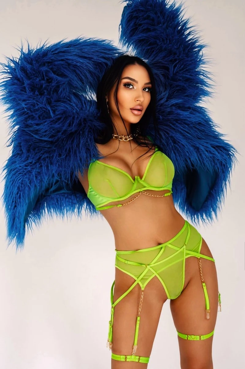 Lila escort in Rome