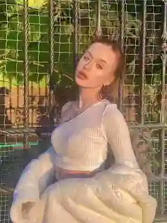 Lina escort in Rome