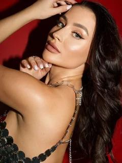 Lisa escort in Milan