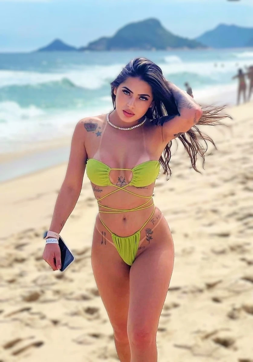 Loren escort in Milan