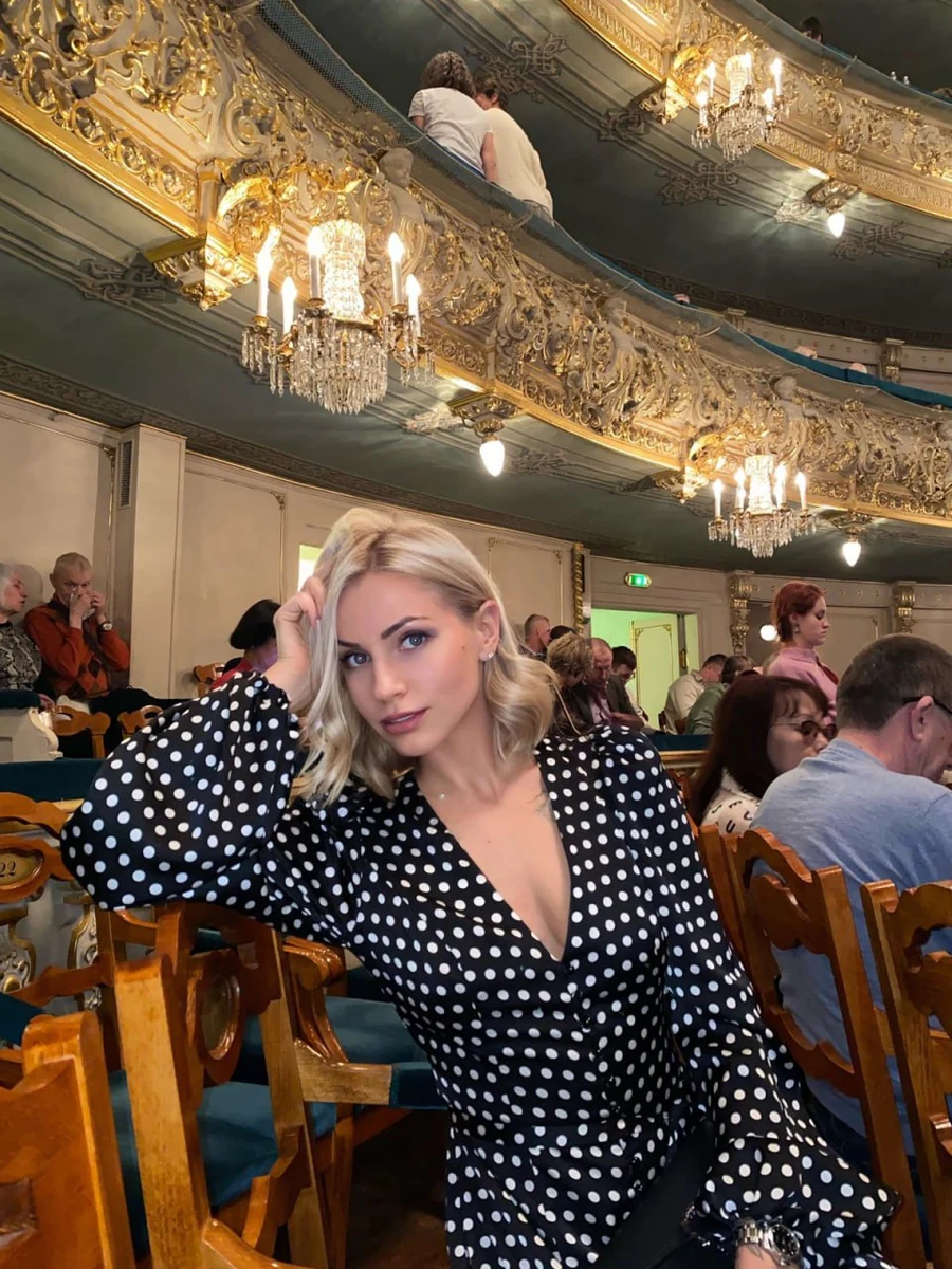 Lyubov escort in Rome