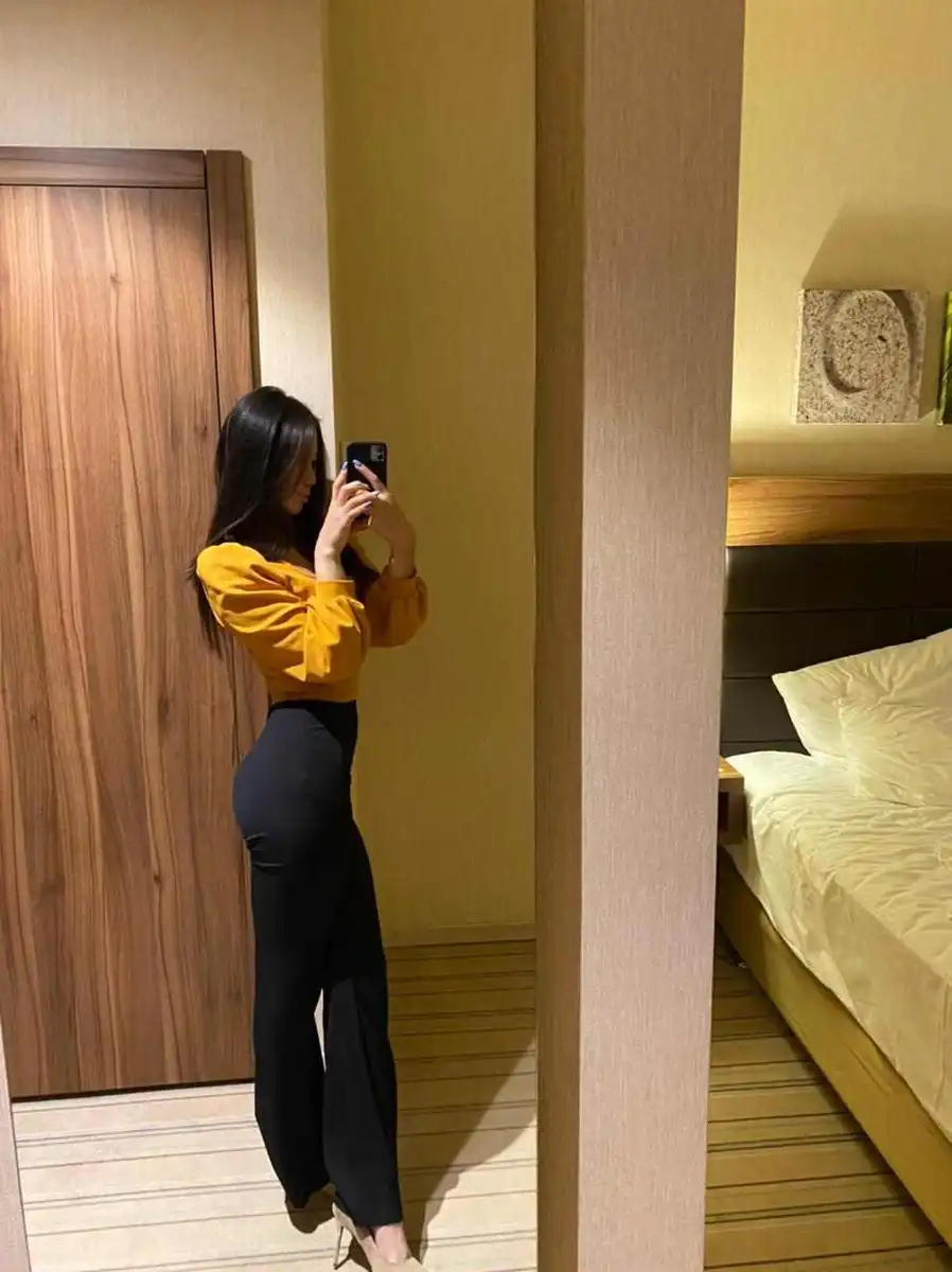 Madina escort in Rome
