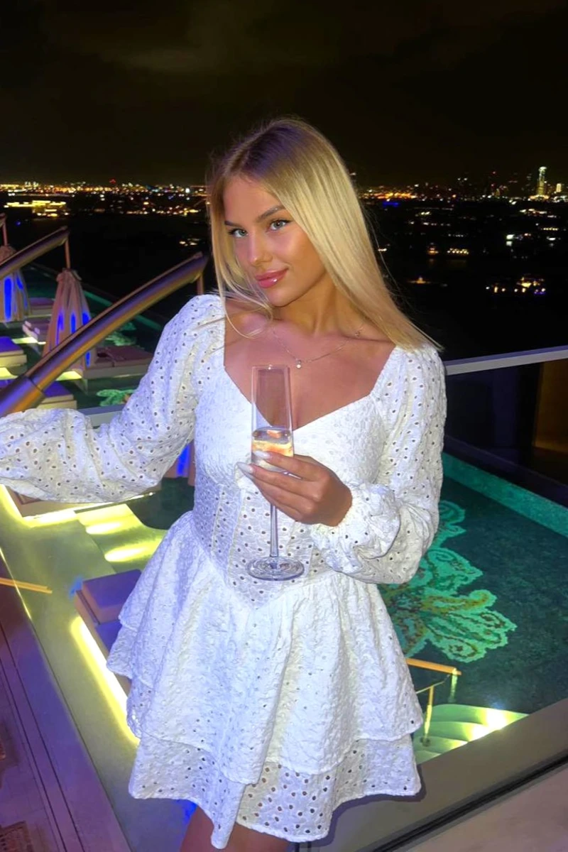 Maria escort in Milan