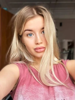 Maria escort in Milan