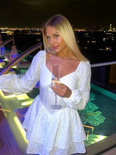 Maria escort in Milan