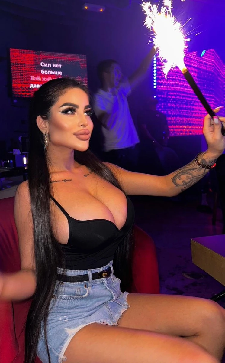 Mariam escort in Milan