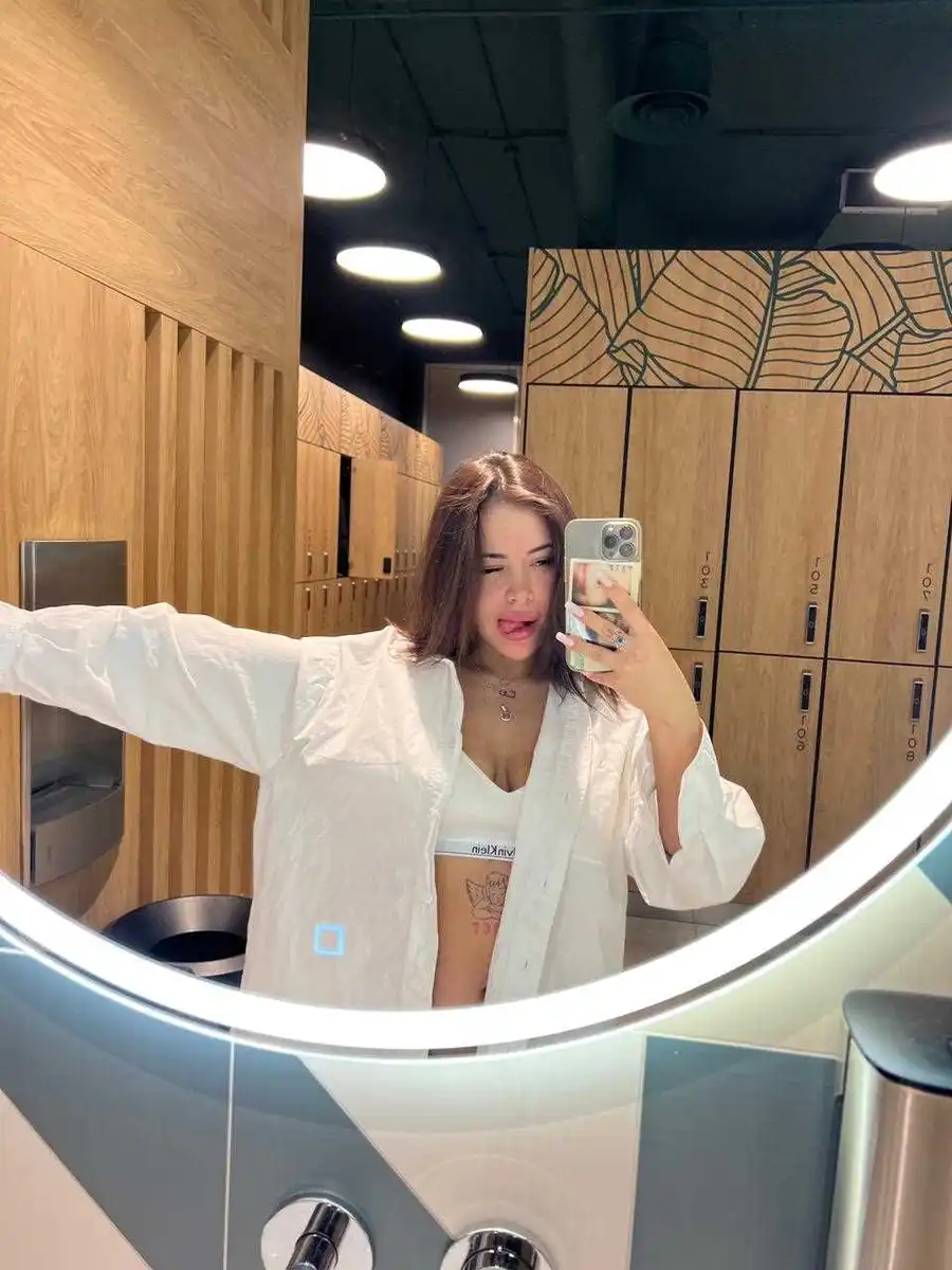 Masha escort in Rome