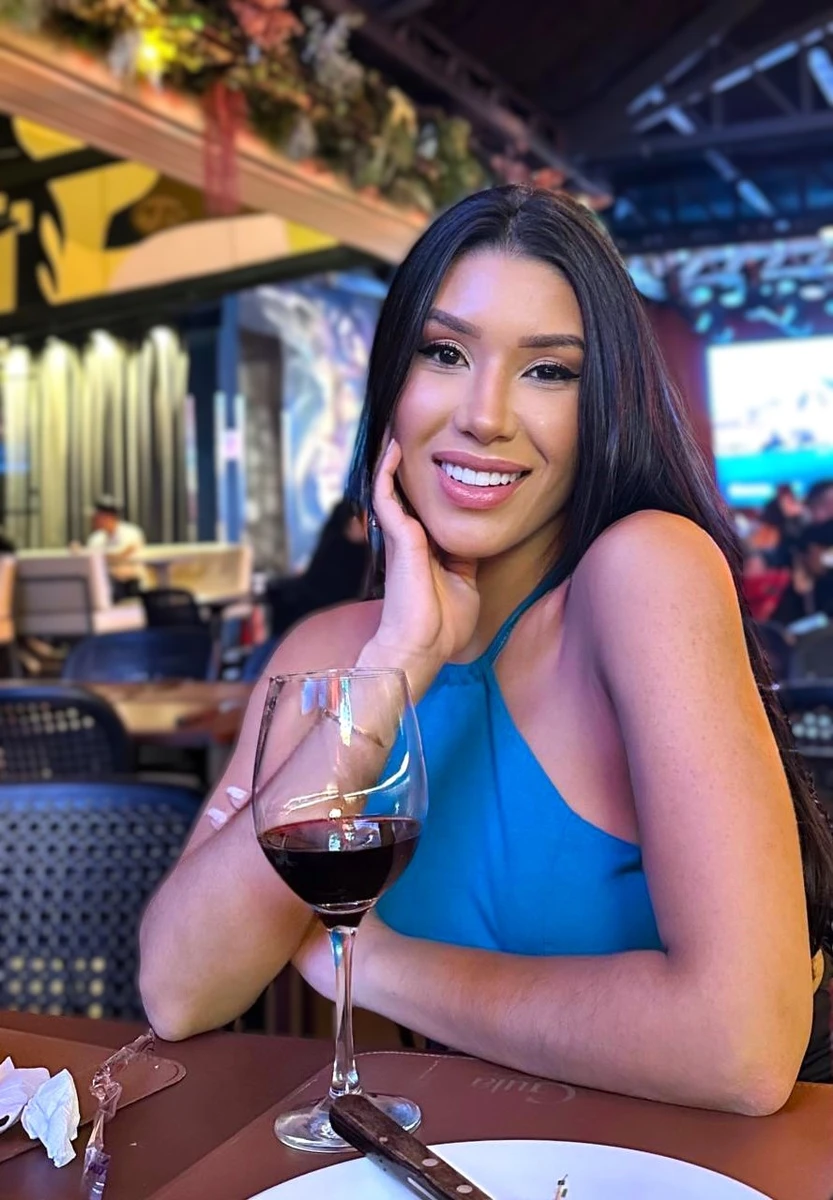 Mel escort in Milan