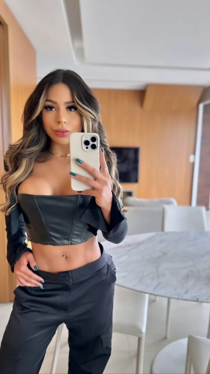 Mel escort in Rome
