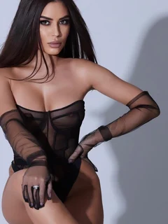 Mila escort in Milan