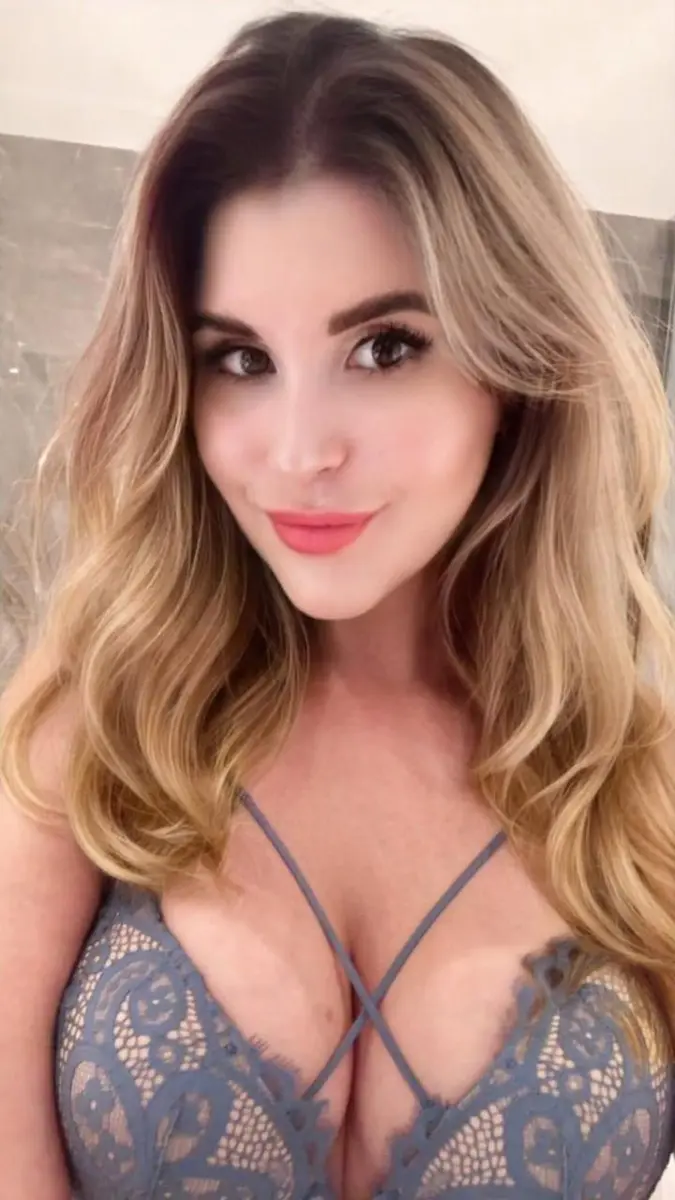 Milana escort in Rome