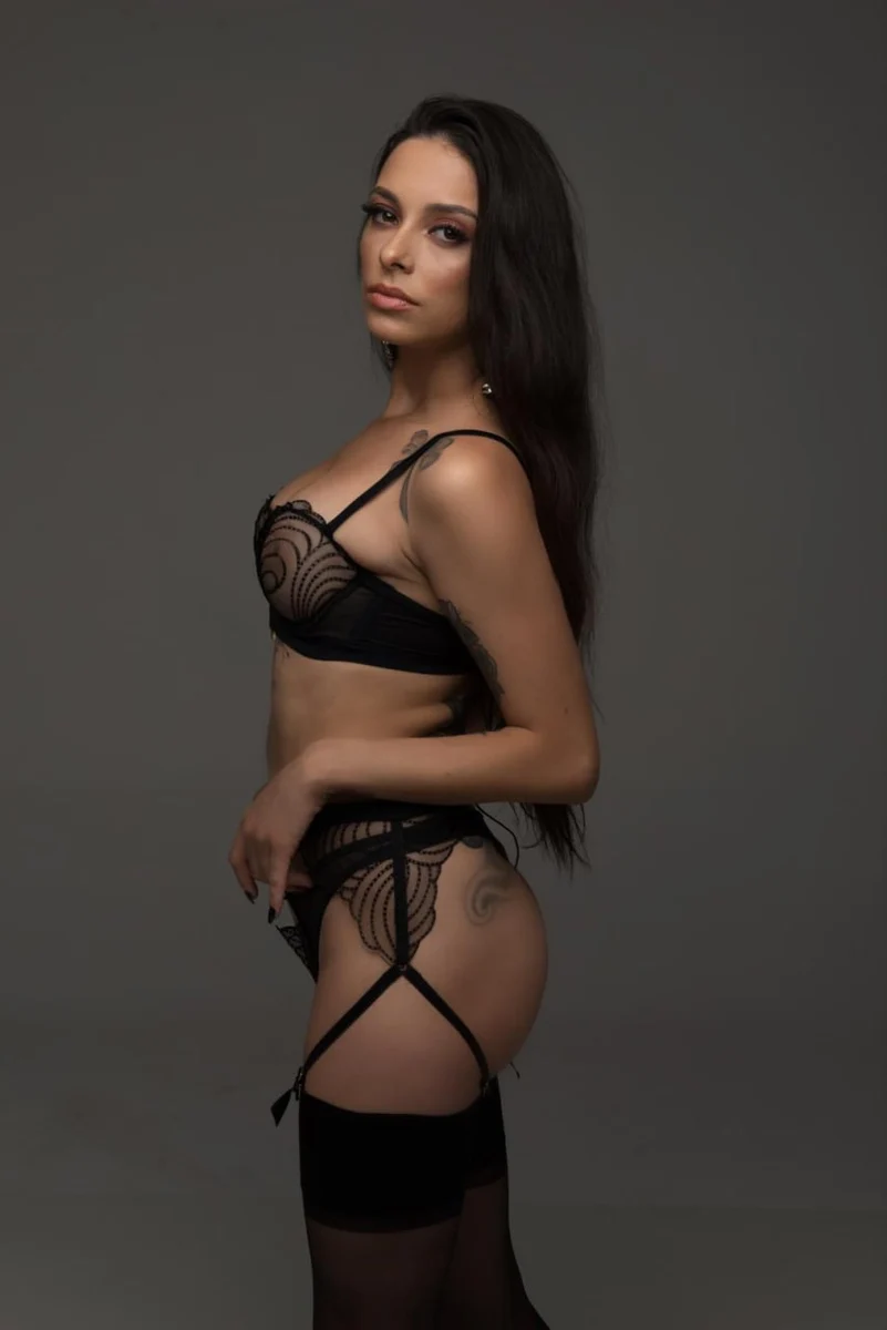 Monique escort in Rome
