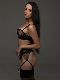 Monique escort in Rome