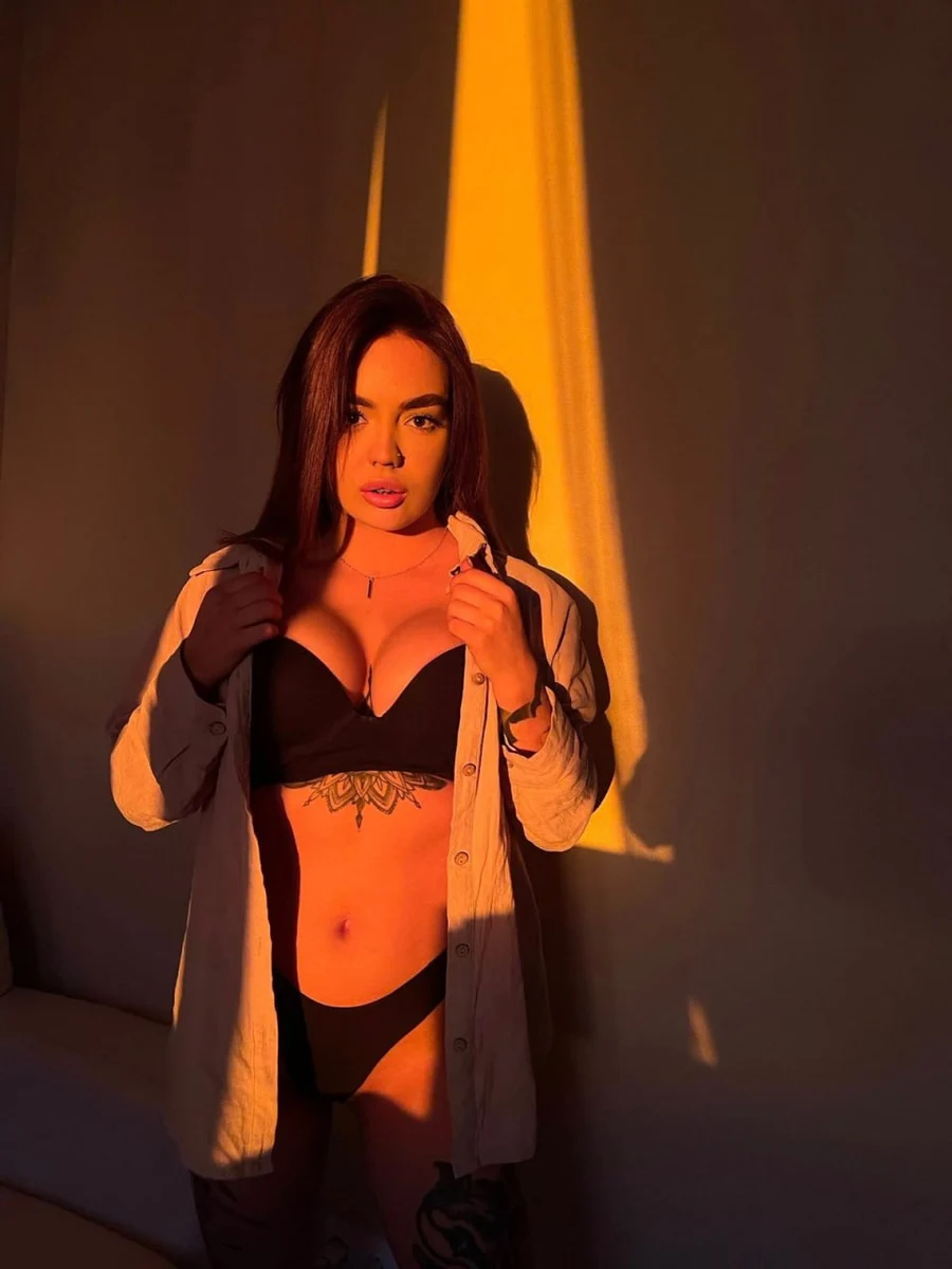 Morana escort in Rome