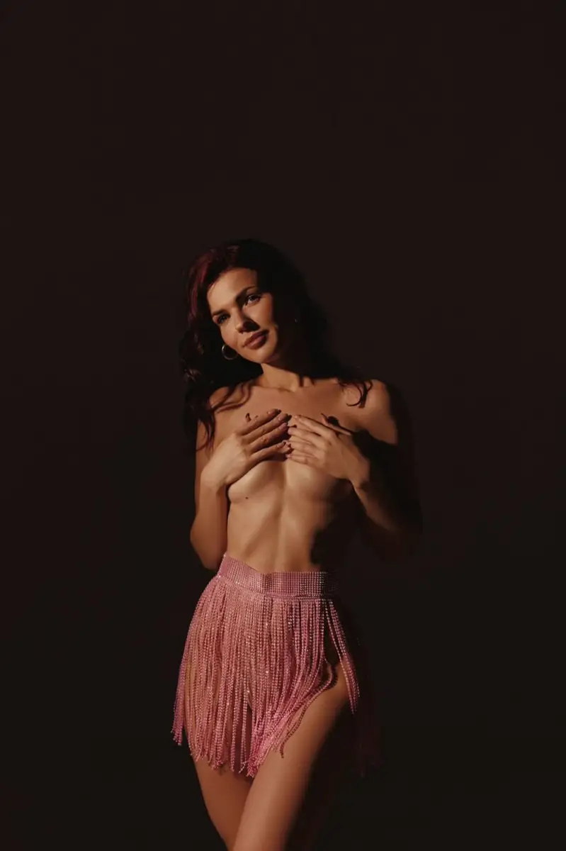Nica escort in Rome