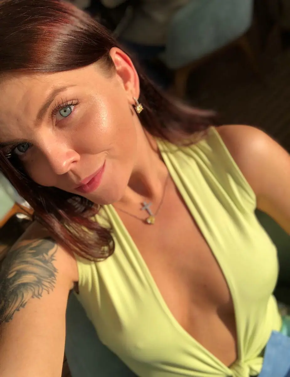 Oksana escort in Rome