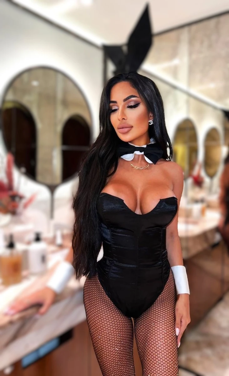 Pamela escort in Milan