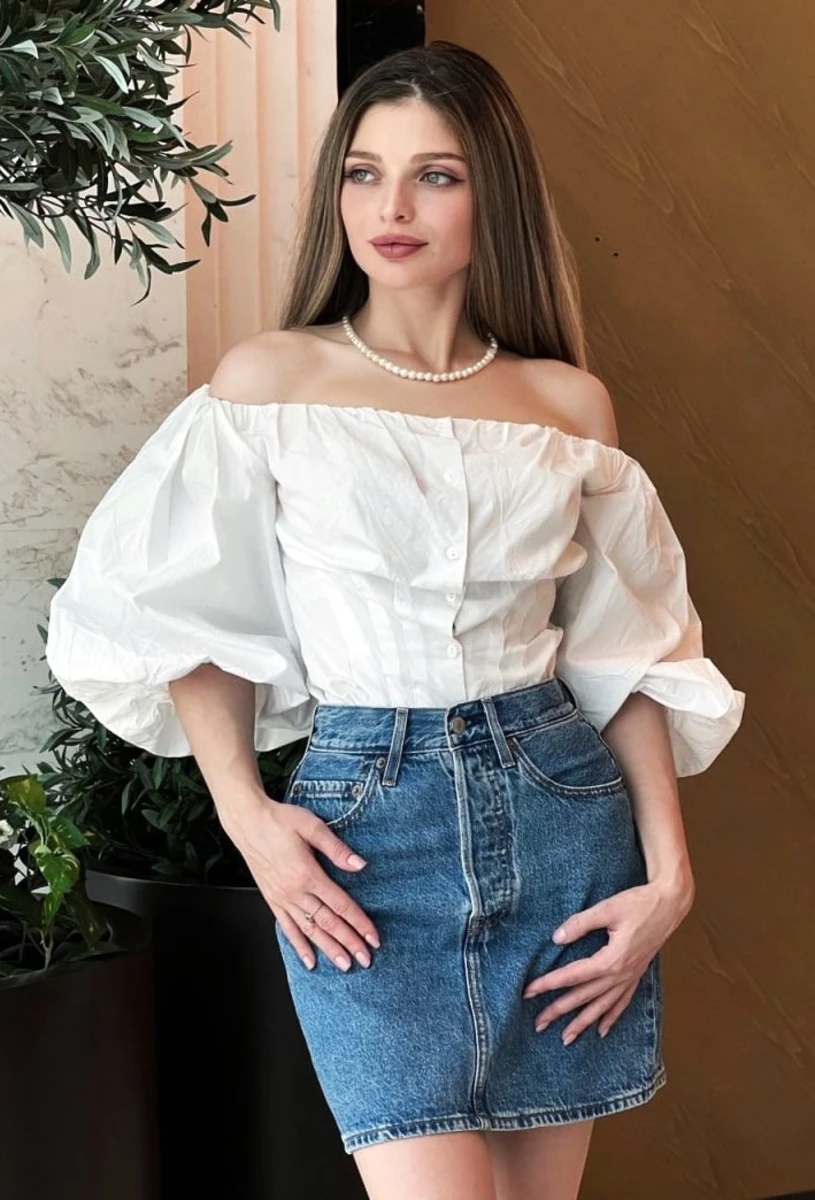 Radoslavа escort in Milan