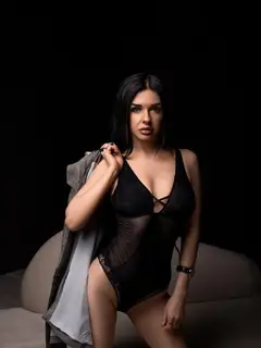 Rina escort in Rome