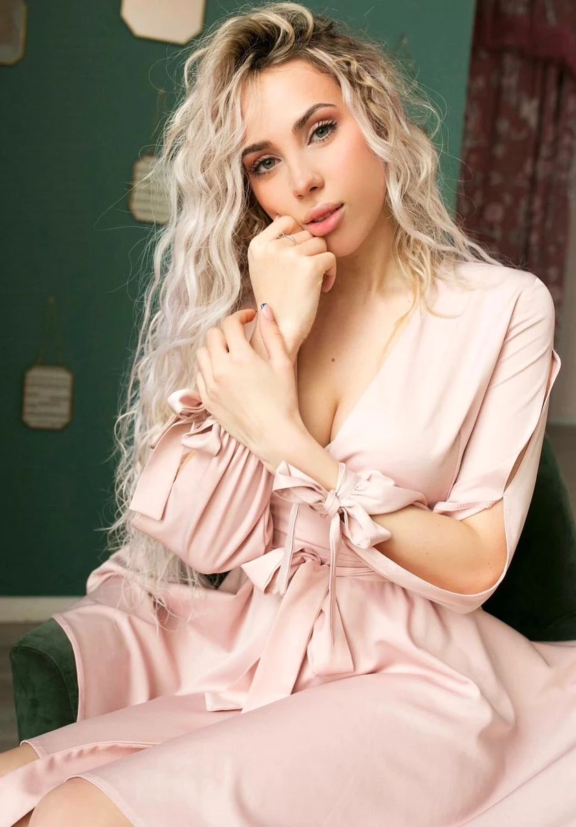Sasha escort in Milan