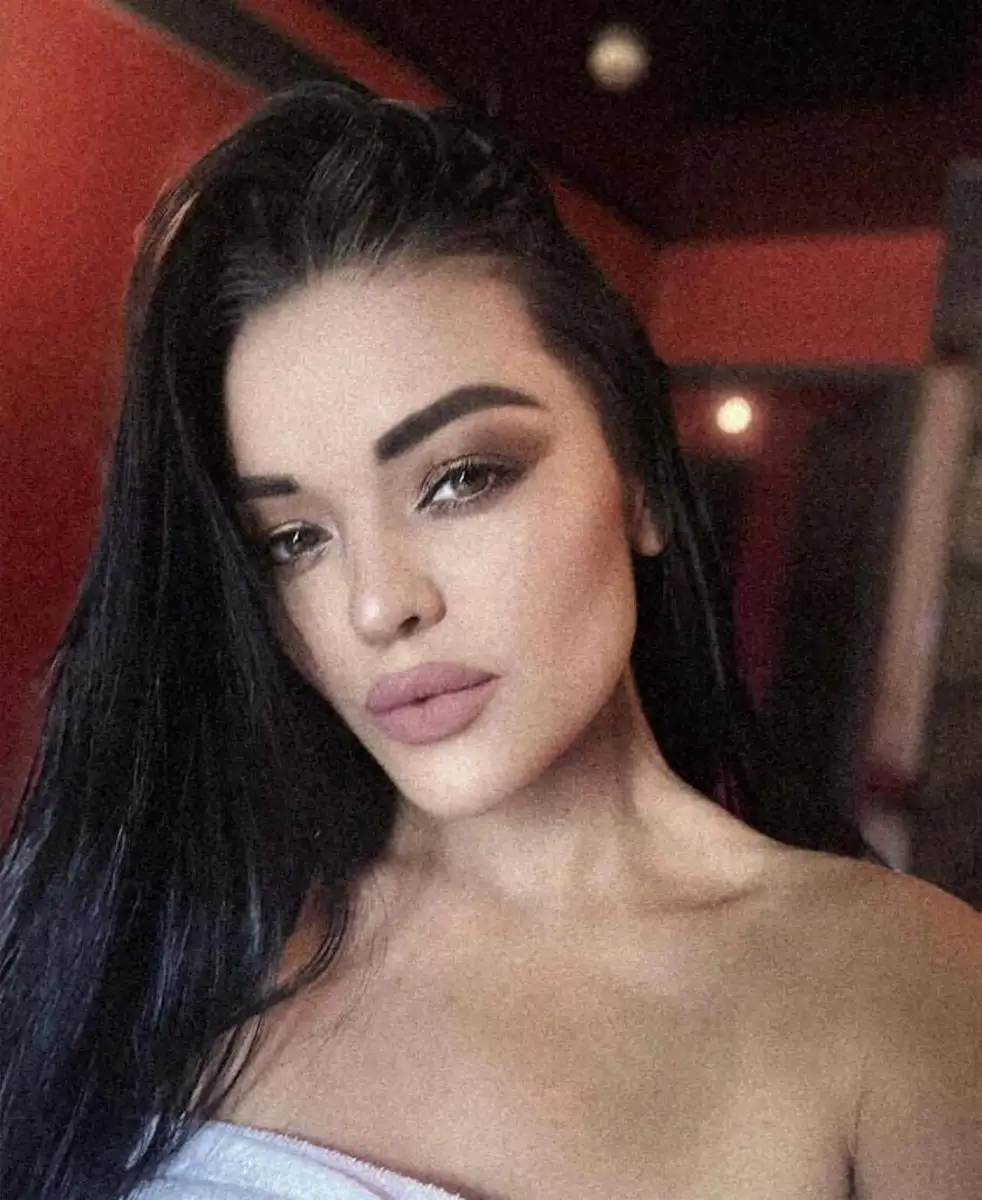 Sima escort in Rome