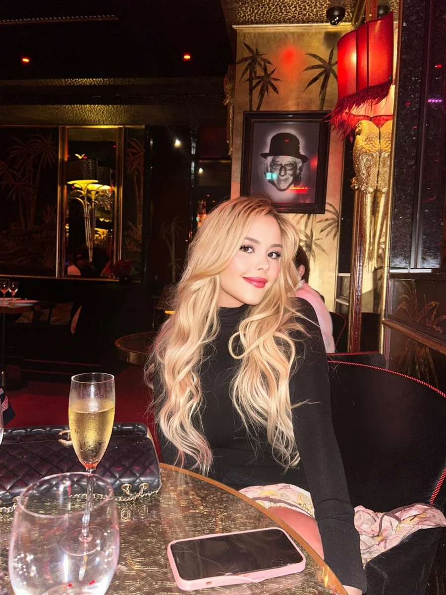 Sophia escort in Rome