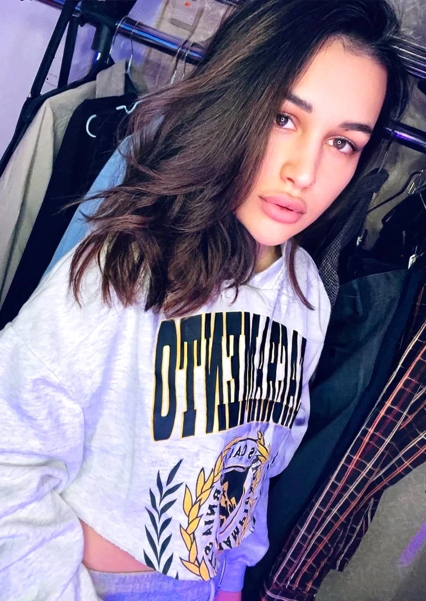 Stefa escort in Milan