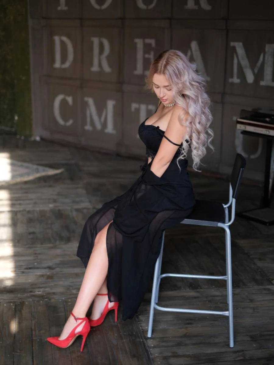 Sveta escort in Rome