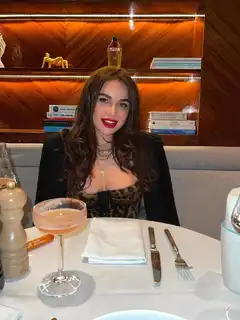 Tina escort in Rome