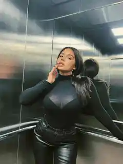 Tina escort in Rome
