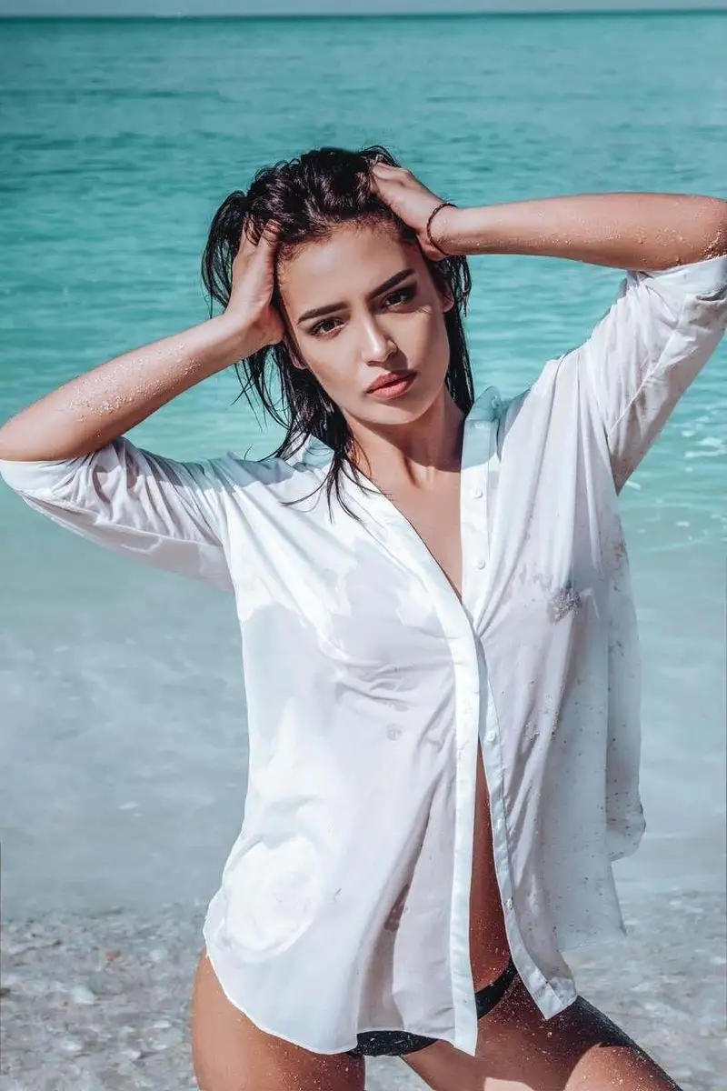 Uliana escort in Rome