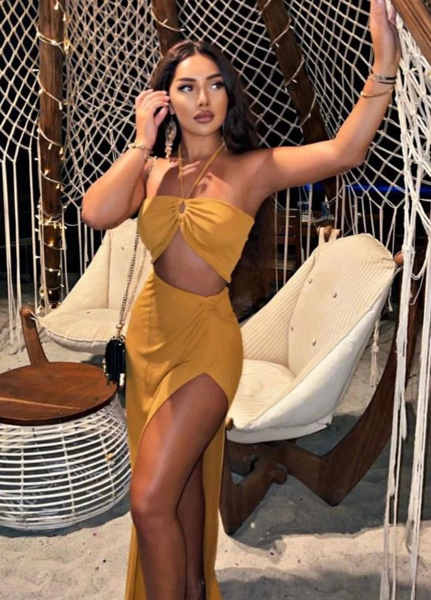 Valentina escort in Milan