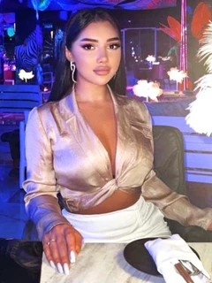 Valentina escort in Milan