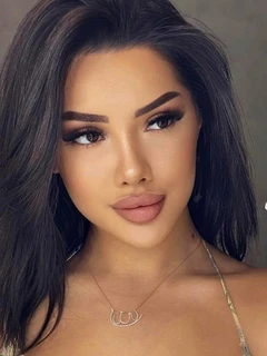 Valentina escort in Milan