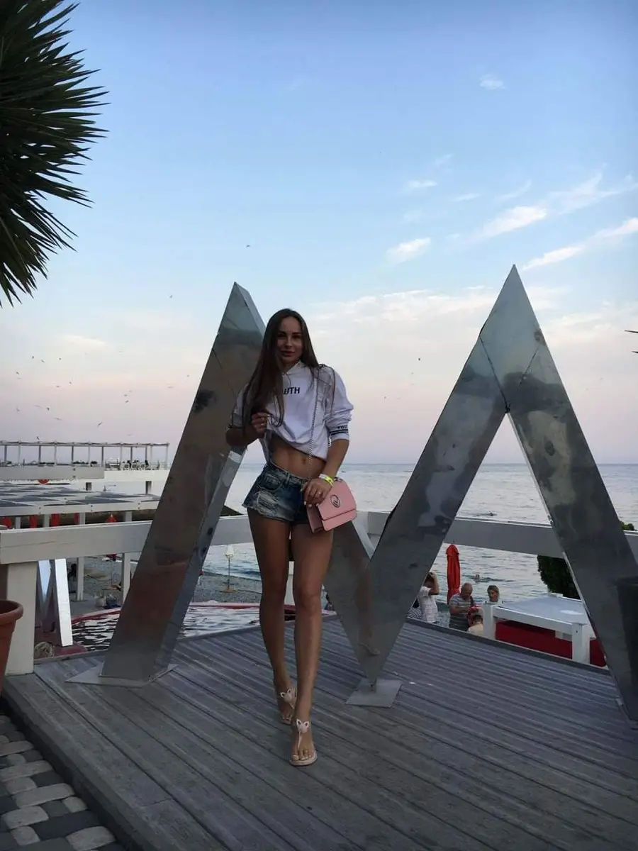 Victoriya escort in Rome