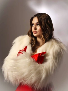  Viola escort in Milan
