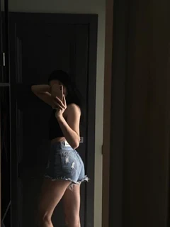 Viola escort in Rome